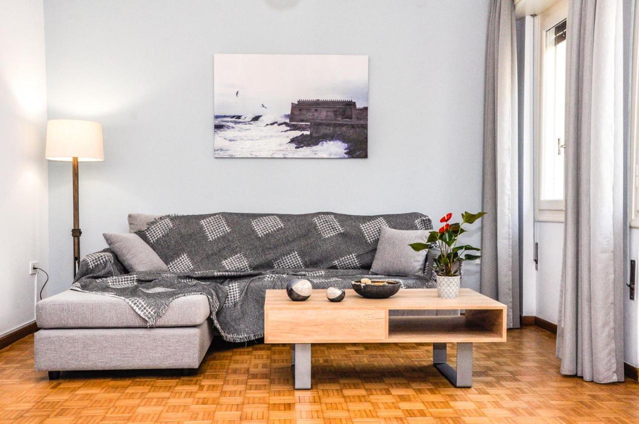 The Elegant. Spacious City Center Apartment. Heraklion Zewnętrze zdjęcie
