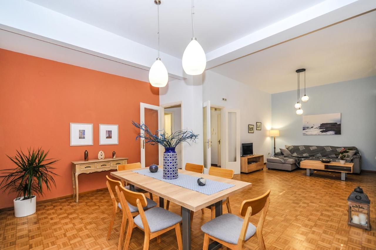 The Elegant. Spacious City Center Apartment. Heraklion Zewnętrze zdjęcie